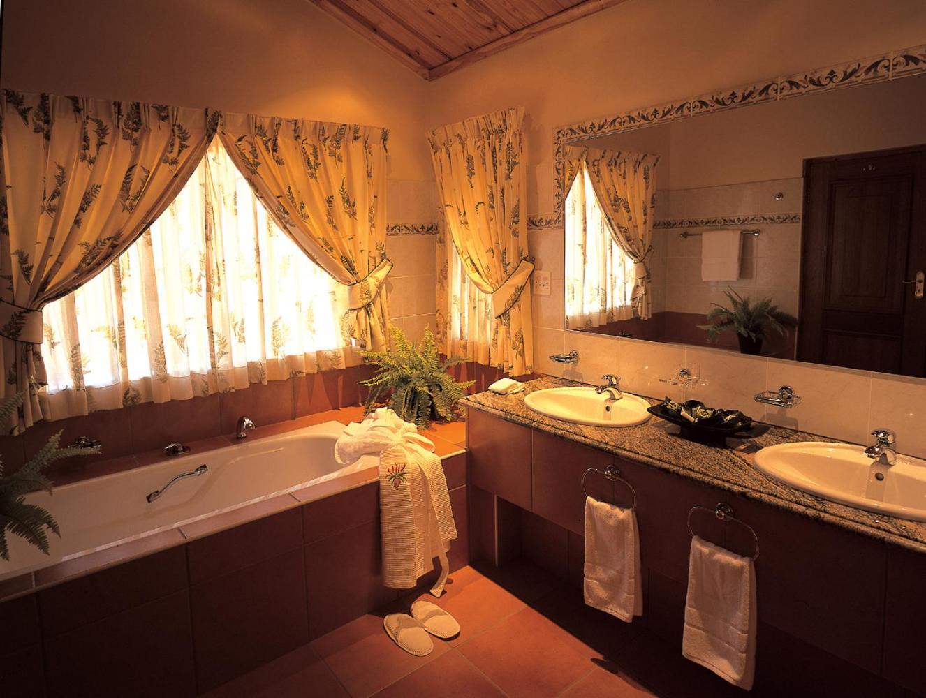 Pakamisa Private Game Reserve Pongola Exterior photo